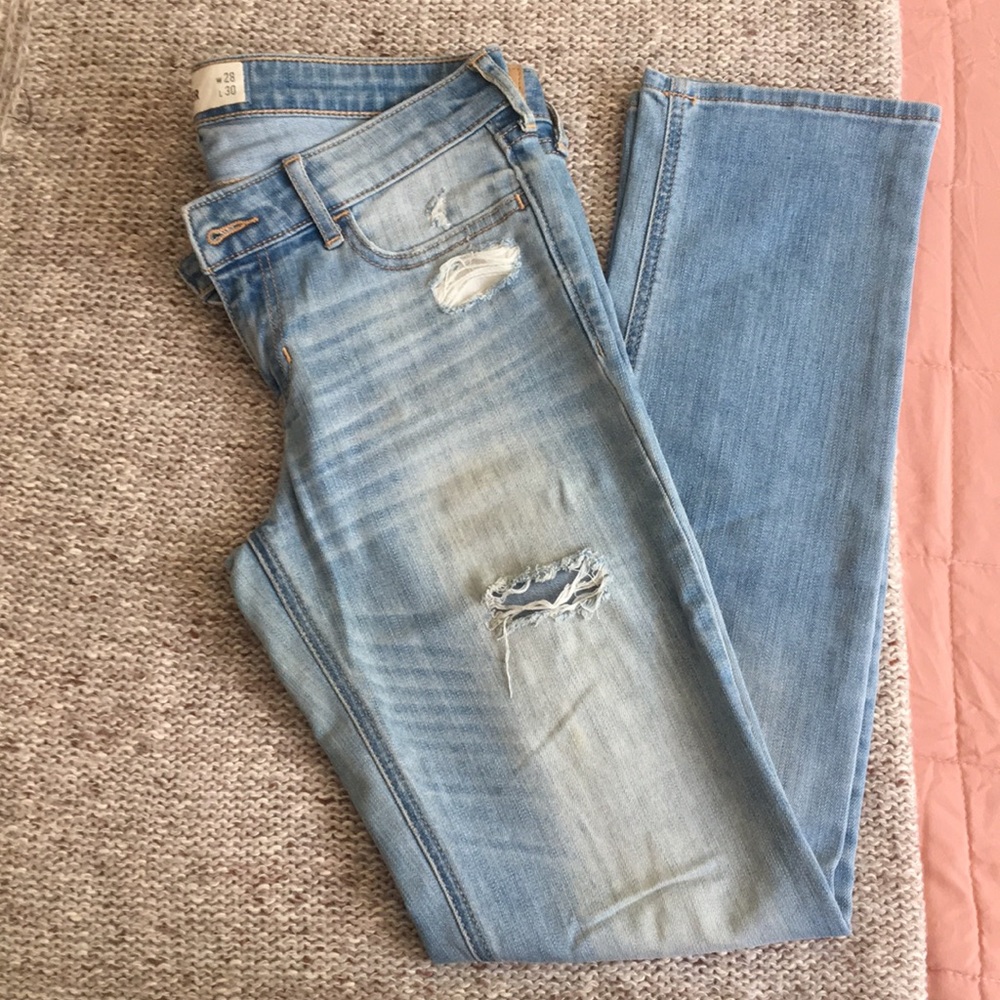 Hollister, Ripped washedout denim straight jeans👖